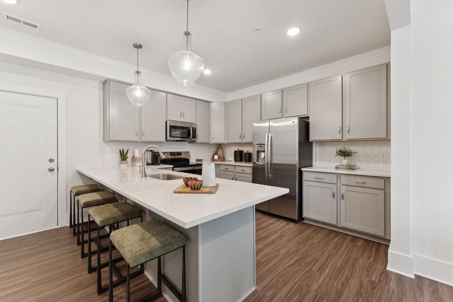 Designer-inspired finishes Designer-inspired finishes