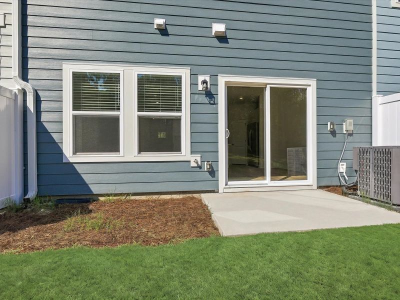 Exterior details of a home in Courts at Brook Run, Moncks Corner (Image 3).
