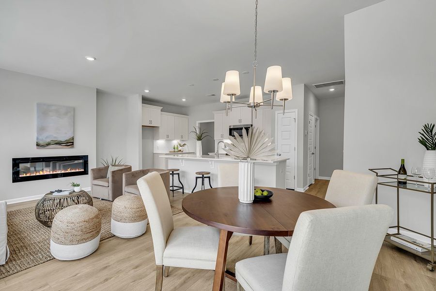 Mandevilla | Eat-in Mandevilla | Eat-in