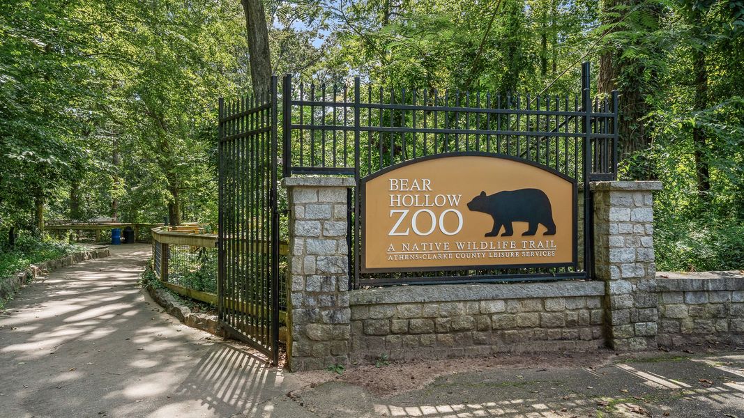 Bear Hollow Zoo Bear Hollow Zoo