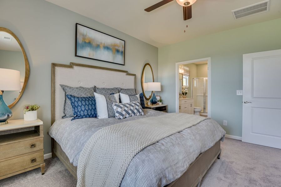 Spacious Primary Suites to Fit Your Lifestyle Spacious Primary Suites to Fit Your Lifestyle