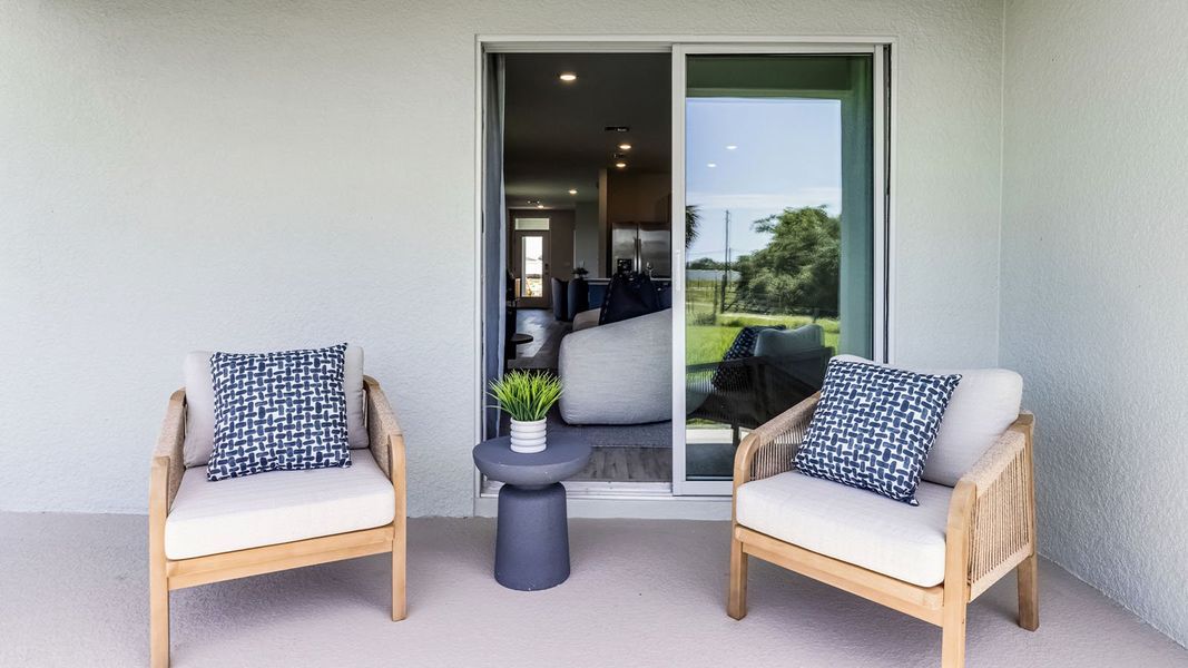 Exterior details of a home in Crosswinds, Haines City (Image 2). Exterior details of a home in Crosswinds, Haines City (Image 2).