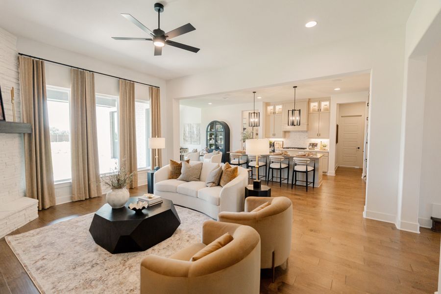 Furnished interior in a model home at Lakeridge Estates Phase 2 in Lorena (Image 3).