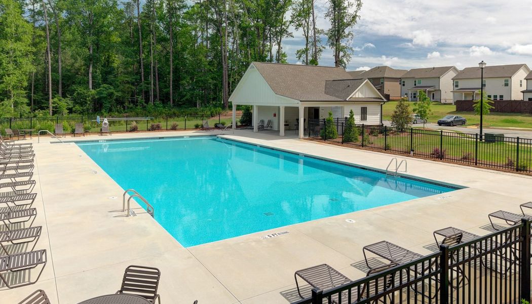 Community amenity available to residents of Crofton Place Enclave in Snellville (Image 11).