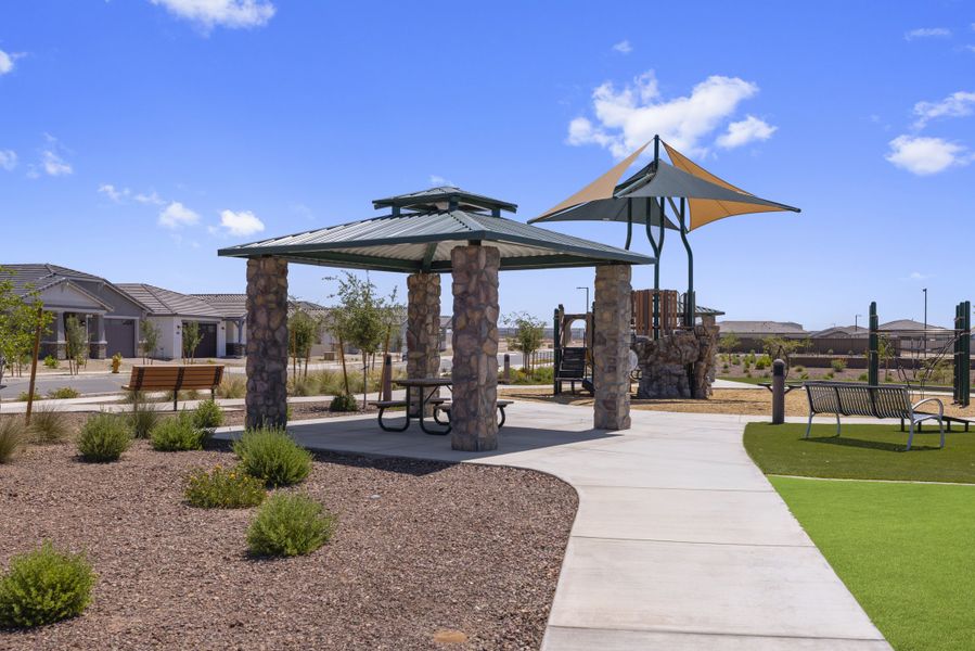 Ramada and picnic table at El Cidro.