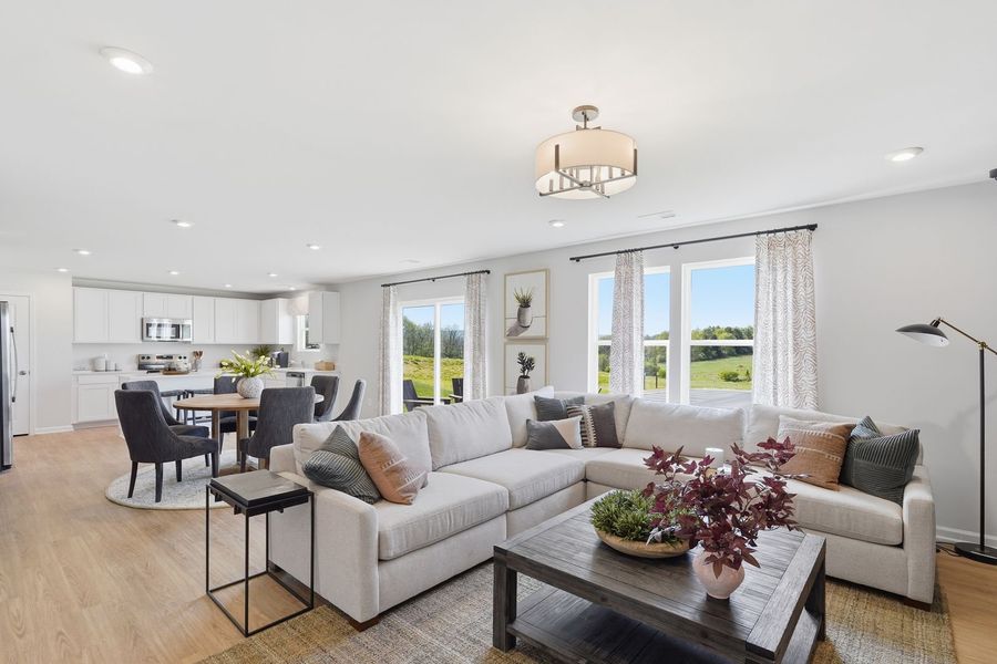 Open-concept designs that create seamless flow for gathering, dining, and everyday moments Open-concept designs that create seamless flow for gathering, dining, and everyday moments