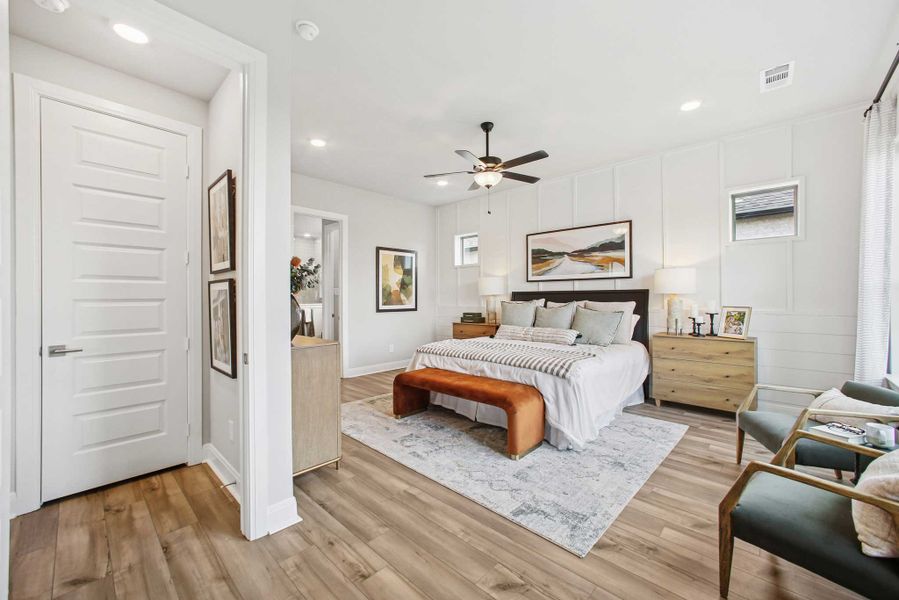 Furnished interior in a model home at Myrtle Creek in Waxahachie (Image 10). Furnished interior in a model home at Myrtle Creek in Waxahachie (Image 10).