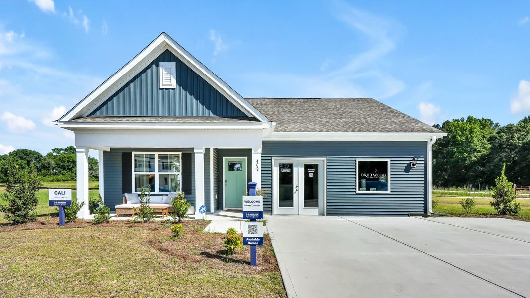 Front exterior of a home in the Driftwood community, located in Richlands, NC (Image 3).