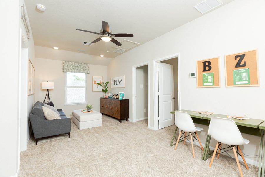 Furnished interior in a model home at Sorella in Tomball (Image 13).
