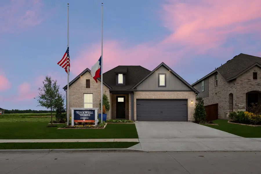 Front exterior of a home in the Creekside community, located in Royse City, TX (Image 5).