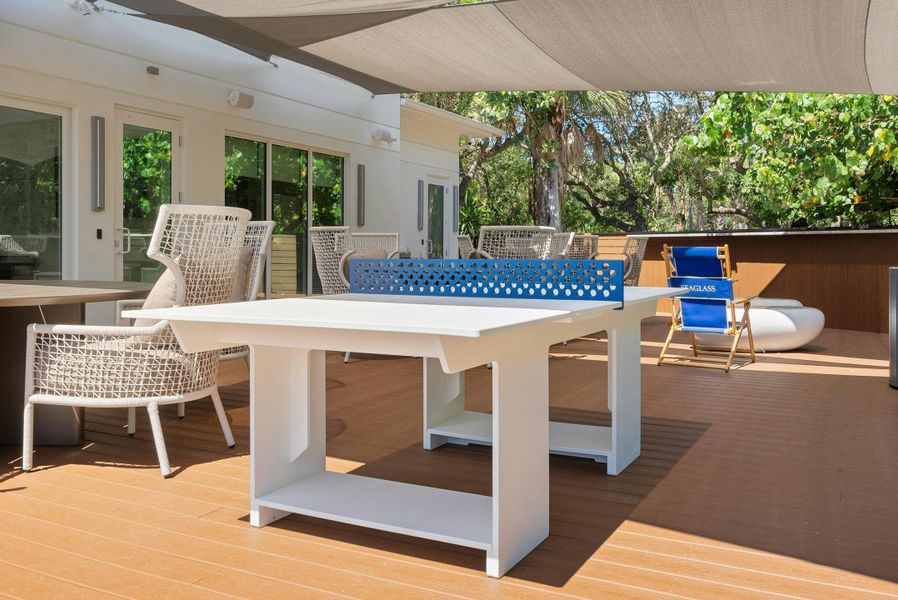 Outside Seating | Seaglass Beach Club:Outside Seating | Seaglass Beach Club