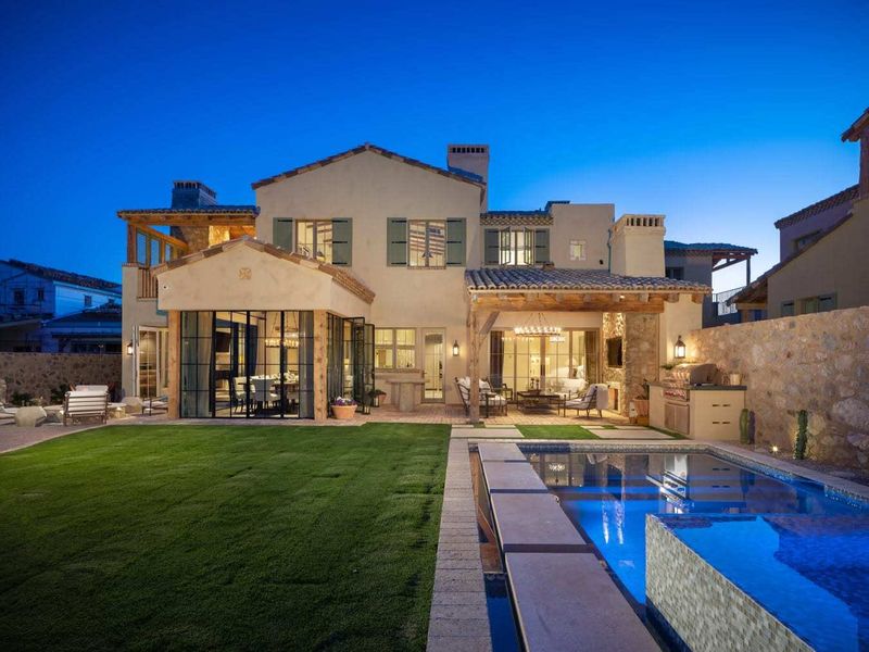 Image 4 of the The Village at Silverleaf community in Scottsdale, AZ.