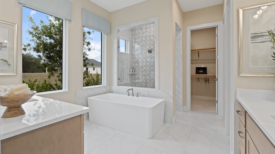 Furnished interior in a model home at Turnleaf 60' in Punta Gorda (Image 15).