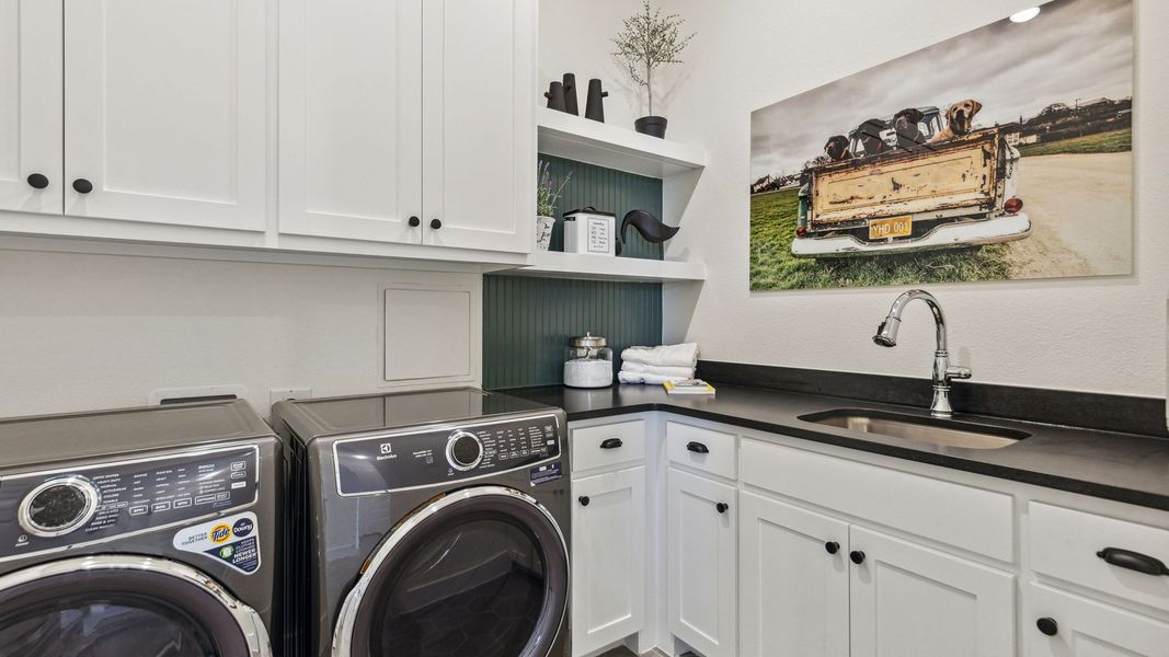 Furnished interior in a model home at The Reserve at Watters in Allen (Image 32).
