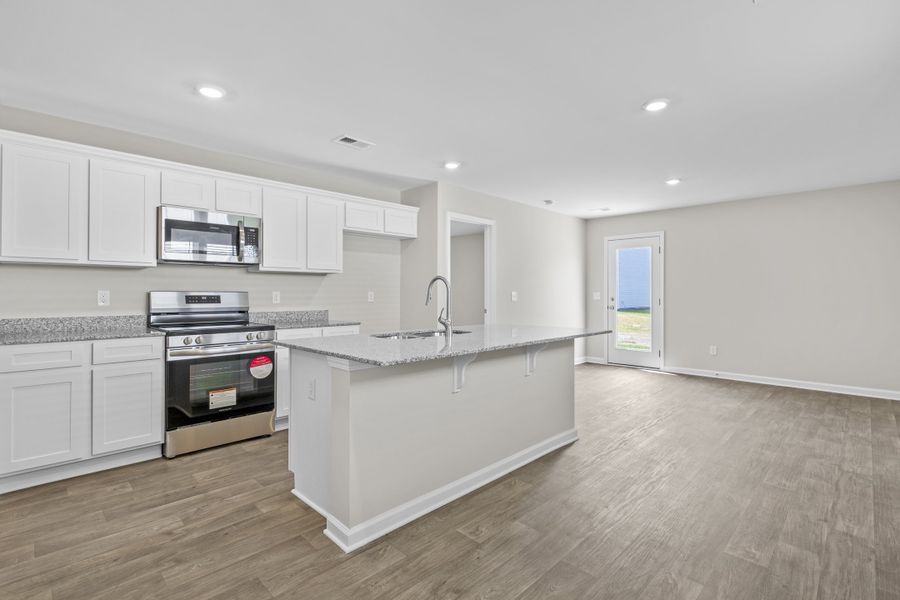 Image 24 of the Reserves at Mill Creek community in Columbia, SC.