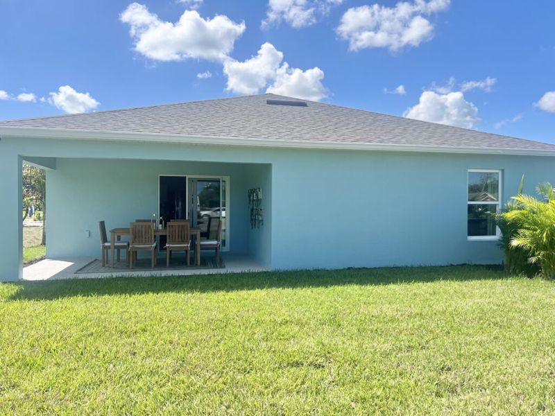 Exterior details of a home in Richmond Cove, Palm Bay (Image 5).