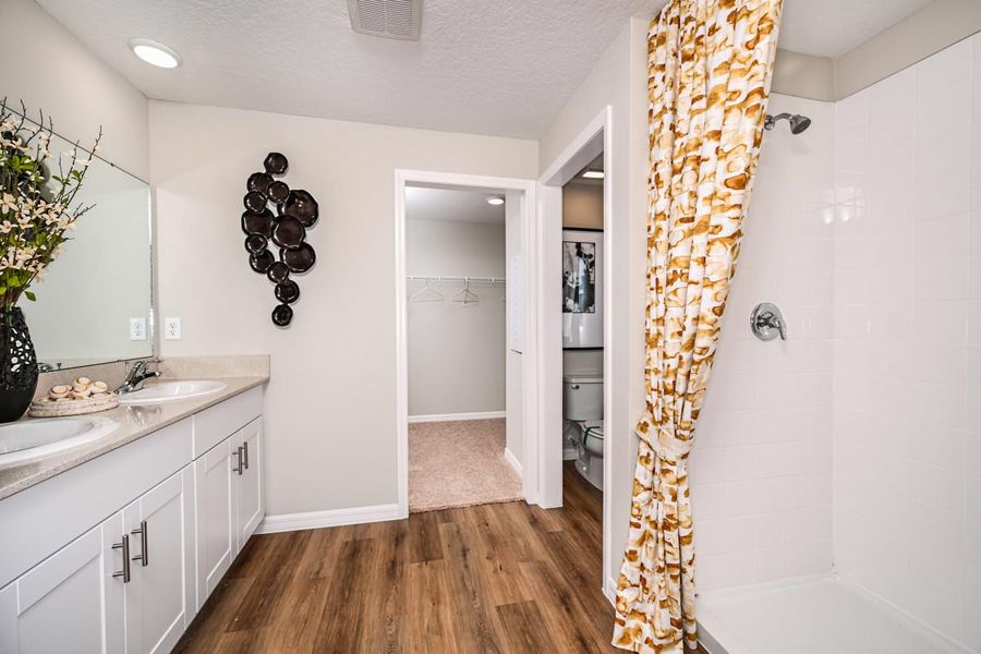 Furnished interior in a model home at Scenic Terrace in Lake Hamilton (Image 9).