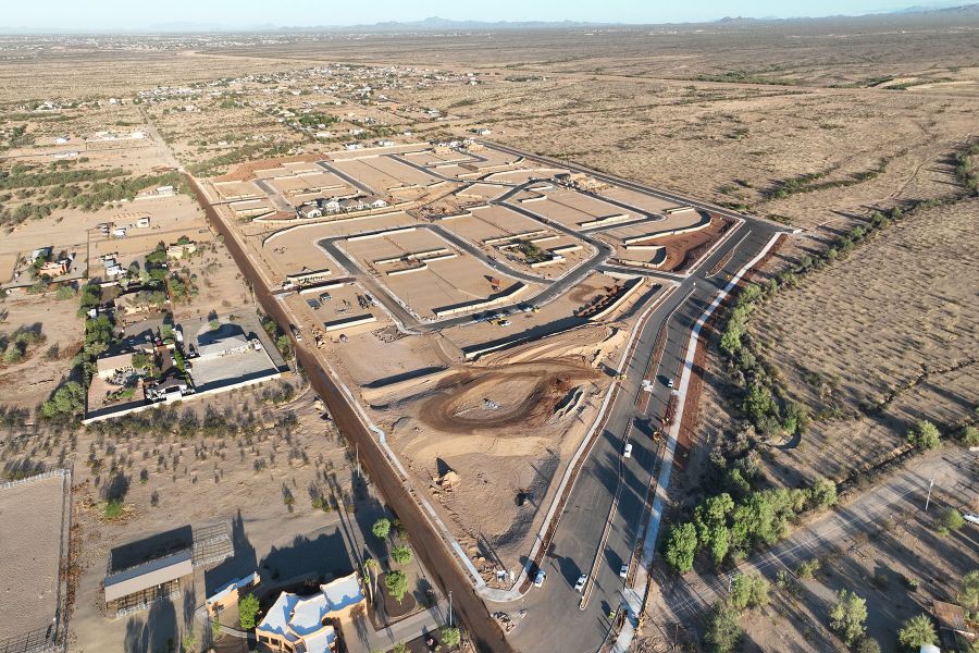 Site preparation and early development at Tierra Vistoso in Surprise, AZ (Image 14).