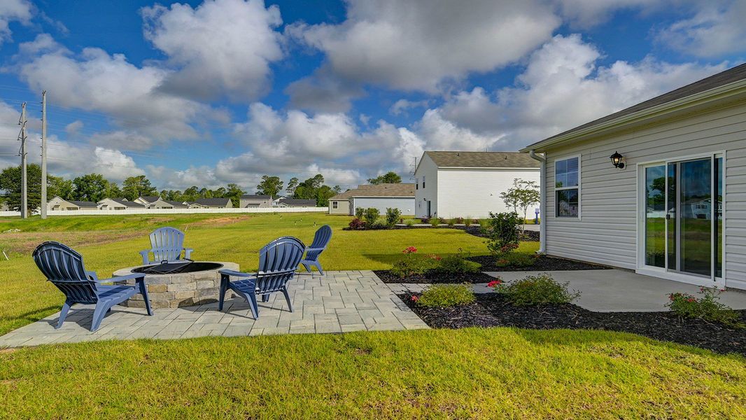 Front exterior of a home in the Mulberry Landing community, located in Orangeburg, SC (Image 11).