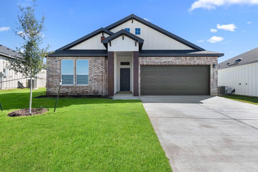 Front exterior of a home in the Ridge at Knob Creek community, located in Temple, TX (Image 4).