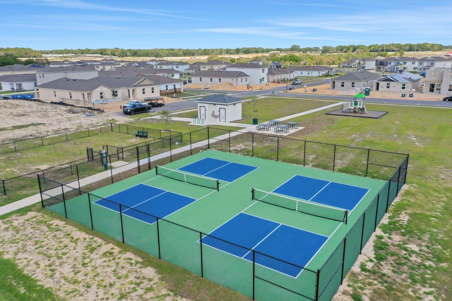 Community amenity available to residents of Crossroads at Kelly Park in Apopka (Image 10). Community amenity available to residents of Crossroads at Kelly Park in Apopka (Image 10).