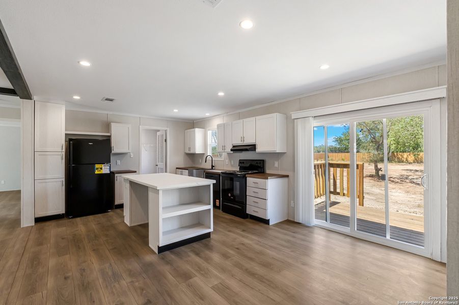 Image 20 of a home in .