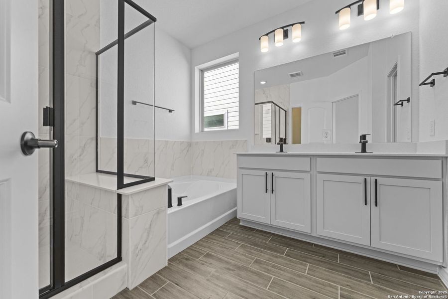 Furnished interior view inside a new home in Lily Springs, Seguin (Image 6).