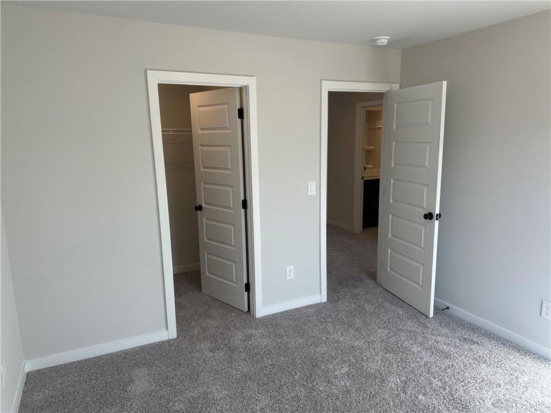 Spacious, unfurnished interior of a new home in Millstone at Mundy Mill, Gainesville (Image 24).