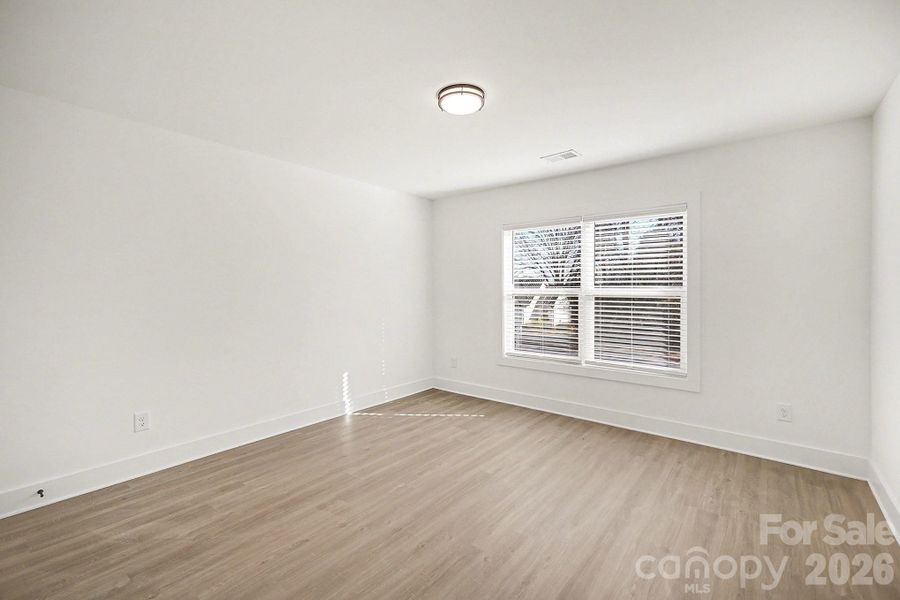 Spacious, unfurnished interior of a new home in , Newton (Image 15).