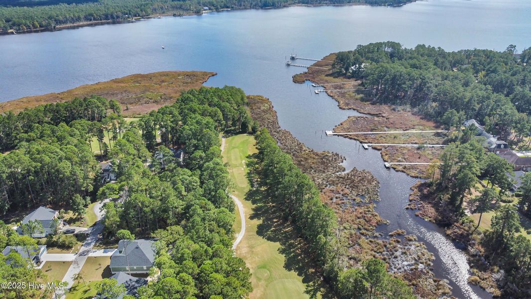 Image 28 of a home in Fairfield Harbour.