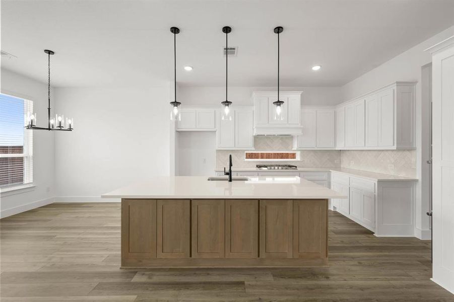10004 Villa Verde- Kitchen-2