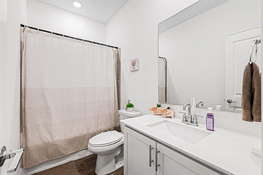 Furnished interior view inside a new home in Wildflower Ranch, Fort Worth (Image 9).