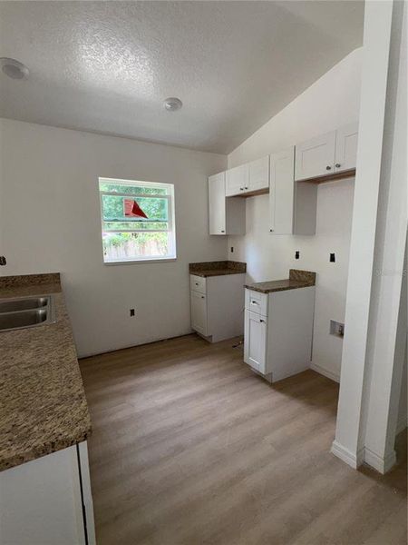 Image 16 of a home in .