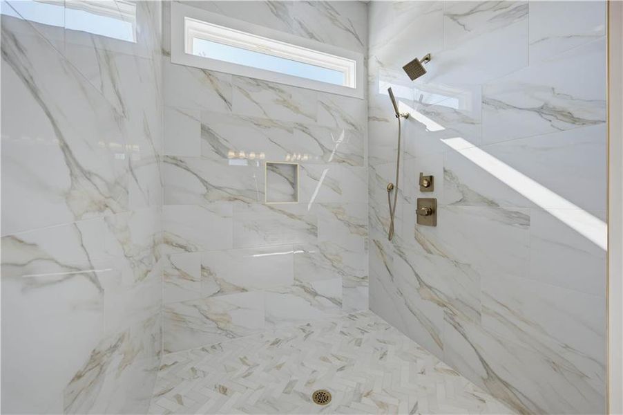 Image 21 of a home in .
