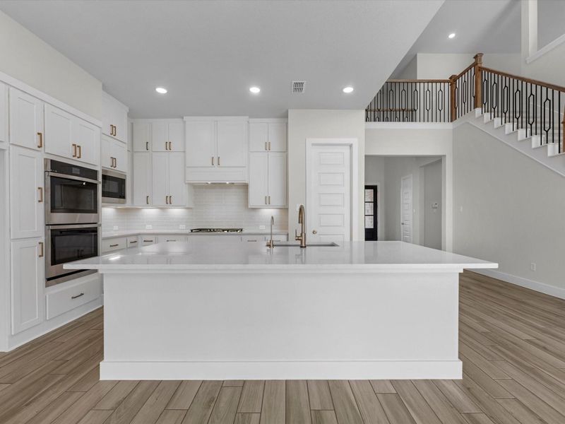 Furnished interior view inside a new home in Cross Creek Ranch, Fulshear (Image 9). Furnished interior view inside a new home in Cross Creek Ranch, Fulshear (Image 9).