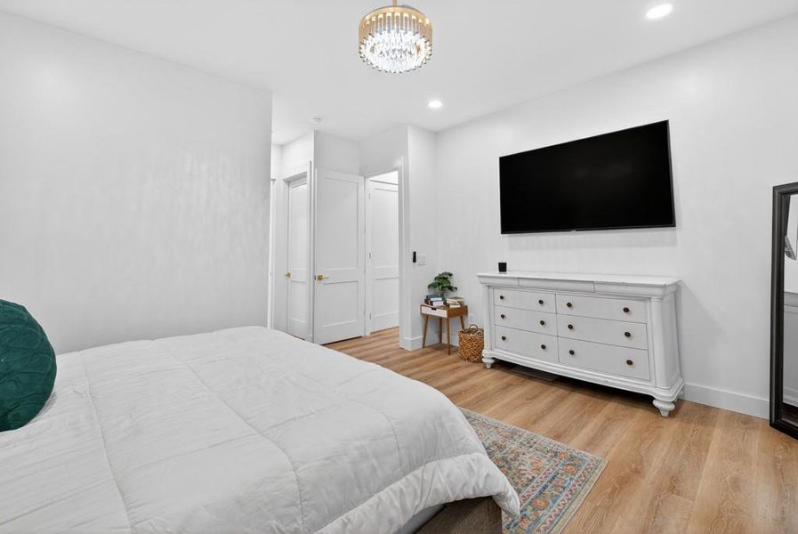 Furnished interior view inside a new home in , Buford (Image 56).