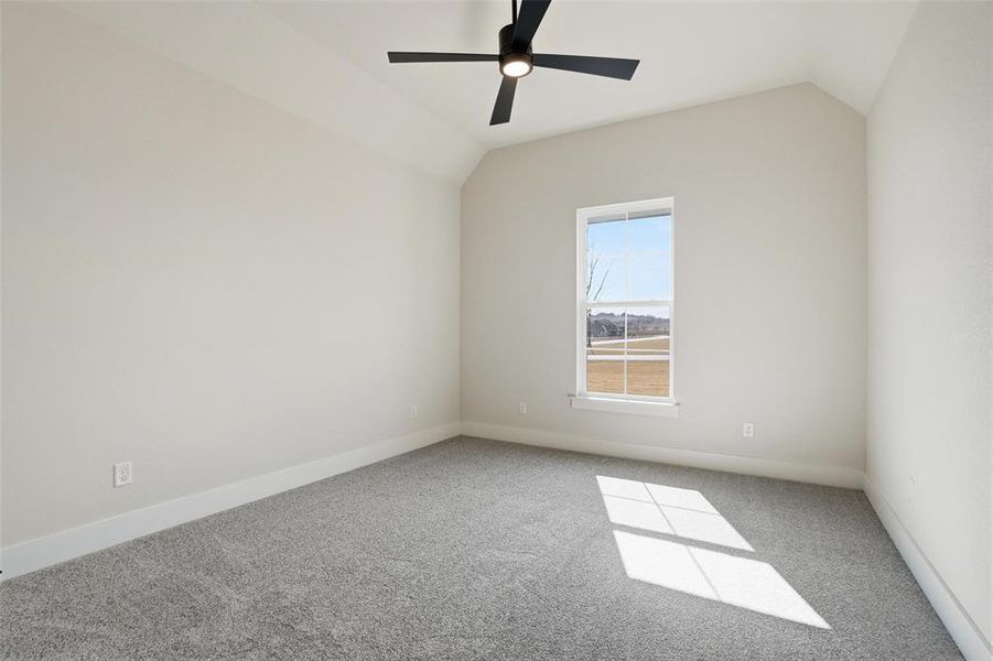 Spacious, unfurnished interior of a new home in Aledo Heights - Aledo ISD, Aledo (Image 20).
