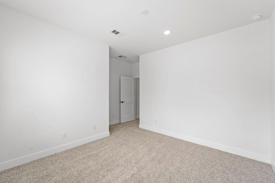 Image 32 of a home in Elyson.