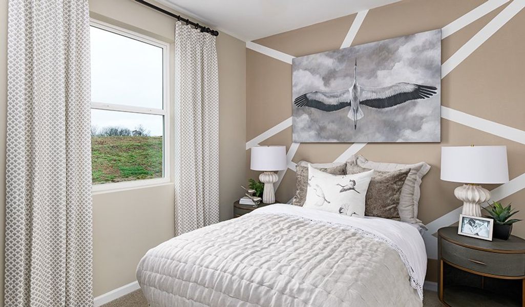 Bronze-E928-Williamsport Bedroom