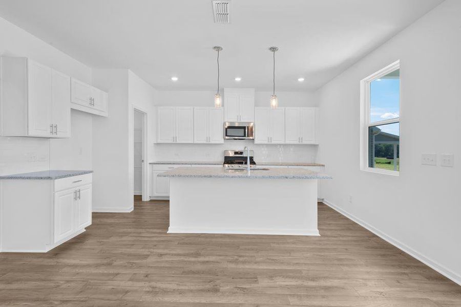 Image 26 of a home in Windance Lake. Image 26 of a home in Windance Lake.