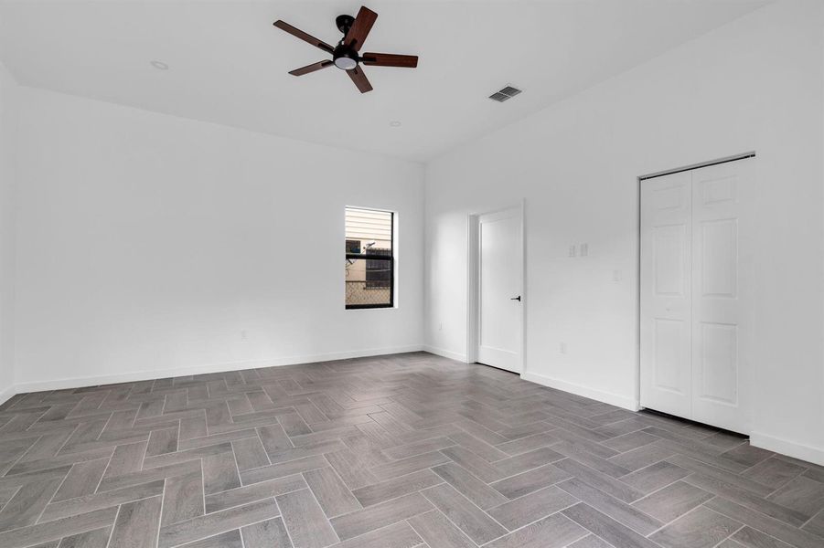 21-web-or-mls-2551NW14th-21