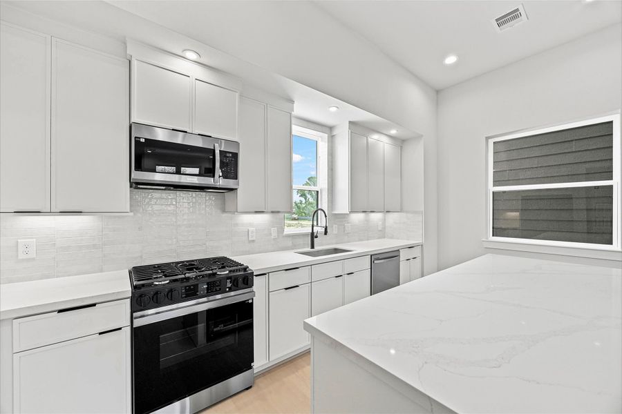 Furnished interior view inside a new home in Shepherd Heights, Houston (Image 7).