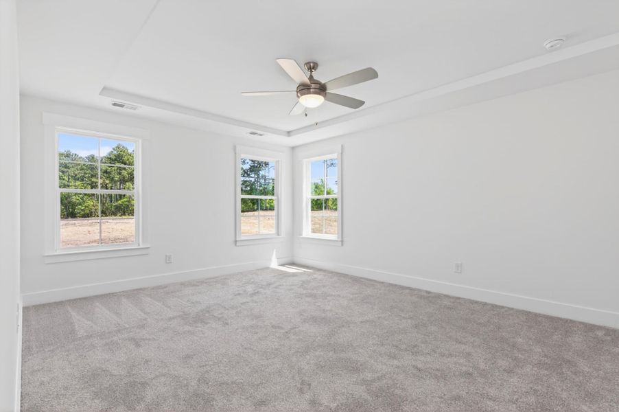 Spacious, unfurnished interior of a new home in Hancock Farms, Aiken (Image 12).