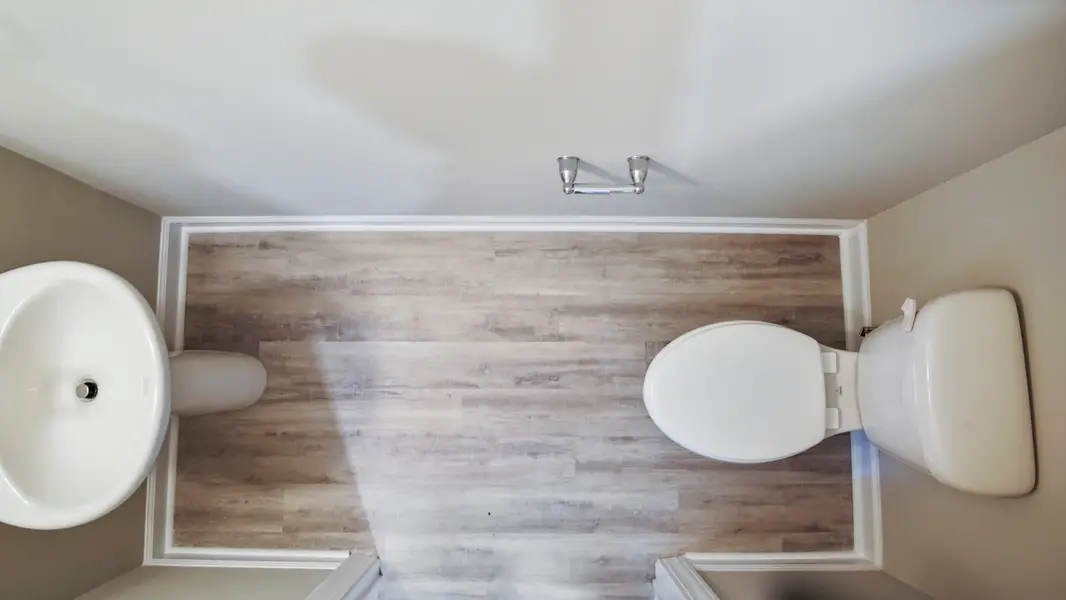 Representative interior finishes for a home built from the The Oceanside by Chesapeake Homes in Bridgewater - Shorehaven Village, Little River (Image 7).