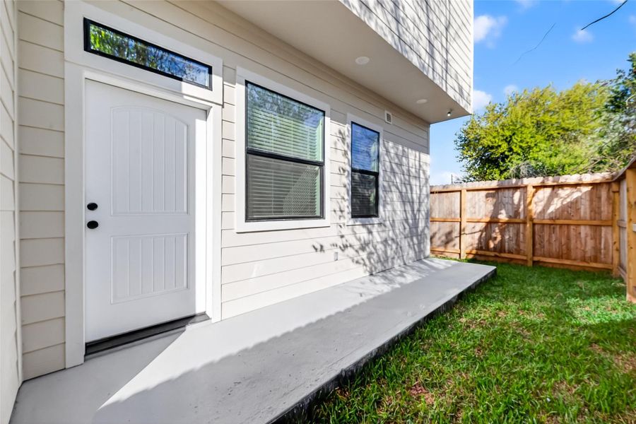 Exterior details and patio area of a home in , Houston (Image 28).
