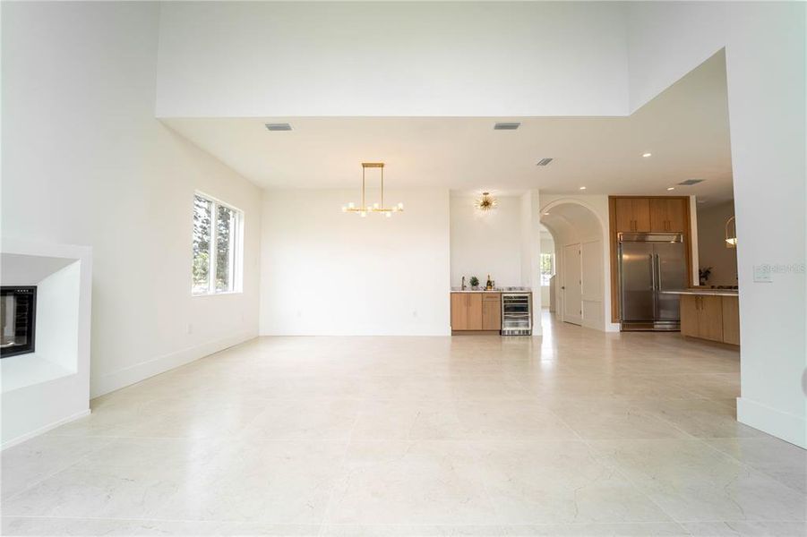 Spacious, unfurnished interior of a new home in , Tampa (Image 62).