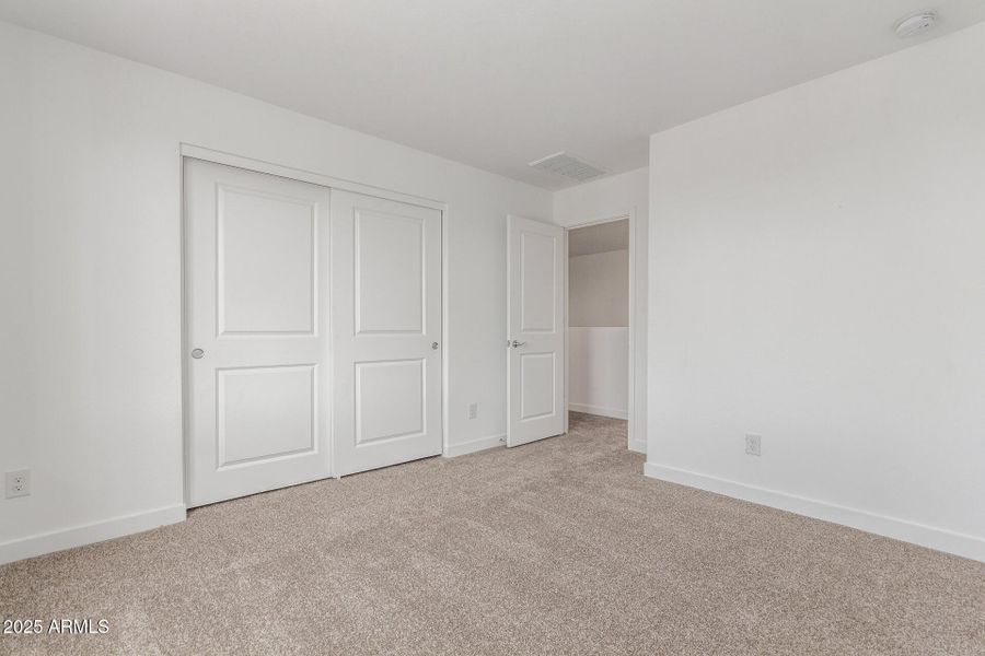 37 Monte Lindo 37 Monte Lindo