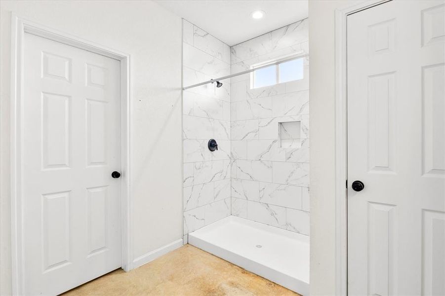 Spacious, unfurnished interior of a new home in , Kaufman (Image 7). Spacious, unfurnished interior of a new home in , Kaufman (Image 7).