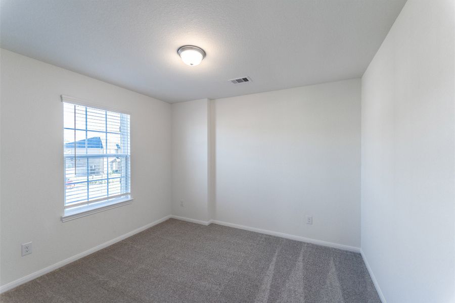 Spacious, unfurnished interior of a new home in Cielo, Conroe (Image 19).