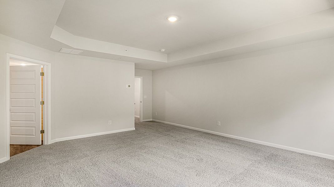 Spacious, unfurnished interior of a new home in Echo Glen, Stockbridge (Image 25).